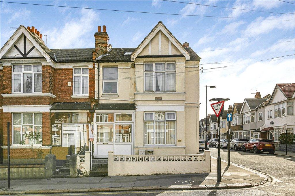 Roche Road, London, SW16 2 bed apartment for sale £350,000