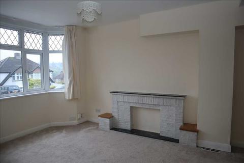 3 bedroom semi-detached house to rent, Close to Woodmansterne Railway Station