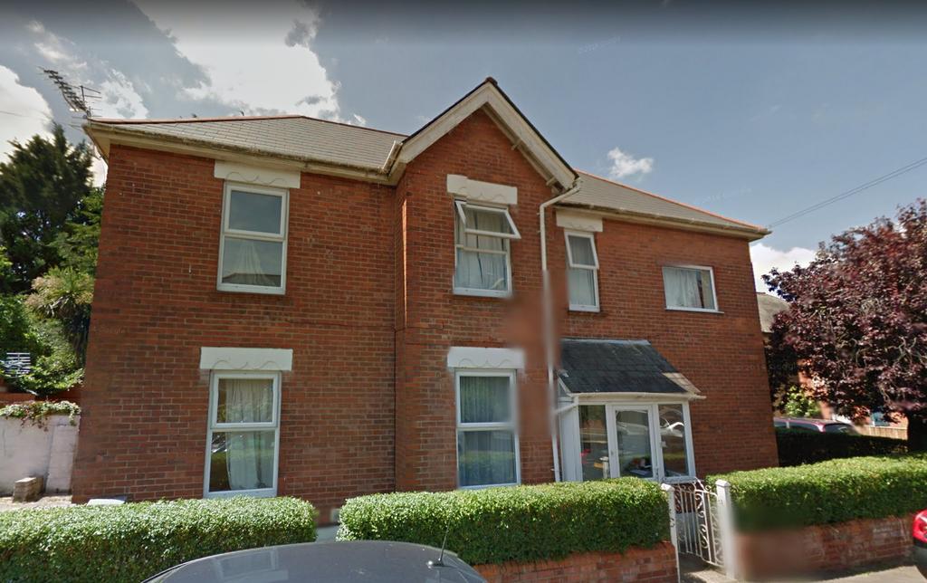 6 DOUBLE BED Student House IN THE HEART OF WINTON 6 bed detached house