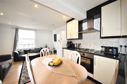 3 bedroom apartment for sale, Oxford Road, High Wycombe, HP11