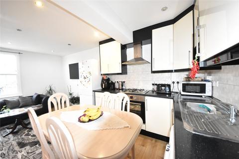 3 bedroom apartment for sale, Oxford Road, High Wycombe, HP11