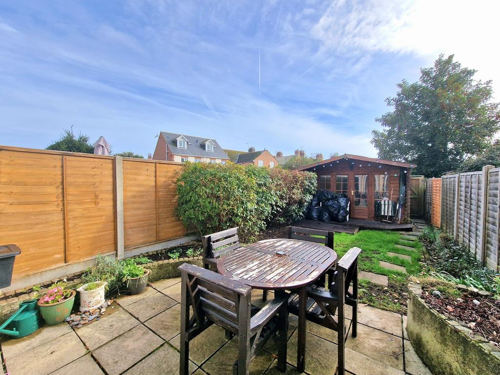 Dymchurch Road, Hythe CT21 4 bed terraced house for sale £350,000