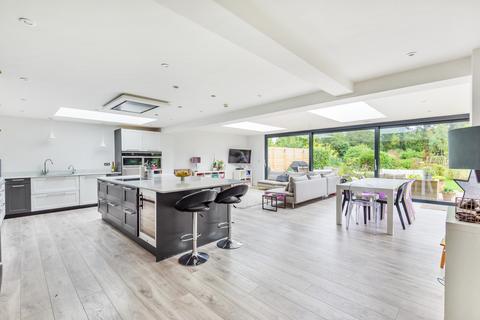Willowmay Hooke Road, East Horsley, Leatherhead, KT24 5DY