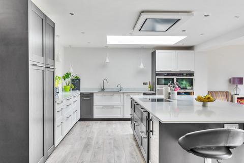 Willowmay Hooke Road, East Horsley, Leatherhead, KT24 5DY