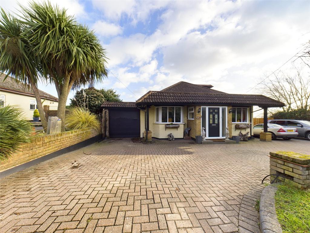 South Hill, Langdon Hills, SS16 4 bed detached house for sale £500,000