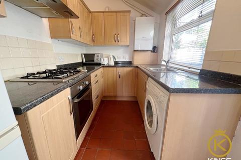 2 bedroom terraced house to rent, Norland Road, Hampshire