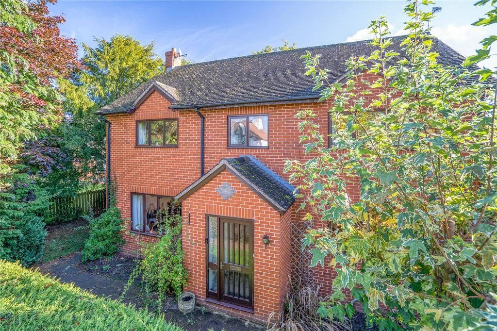 Kamloops, Ashford Carbonel, Ludlow... 4 bed detached house £550,000