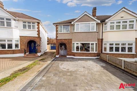 3 bedroom semi-detached house for sale - Garry Way, Rise Park, Romford