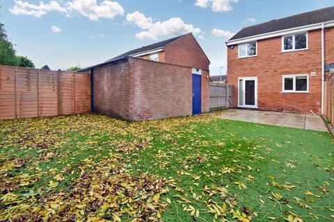 3 bedroom semi-detached house to rent, Kenn Moor Drive, Clevedon