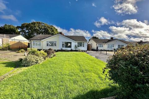 3 bedroom bungalow for sale - Martindale Avenue, Colehill, BH21