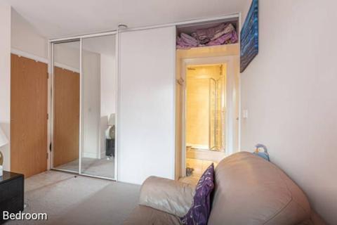 2 bedroom apartment for sale - Flat , Elderberry Court, A Alberon Gardens, London