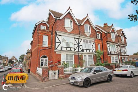 6 bedroom end of terrace house for sale - Westgate