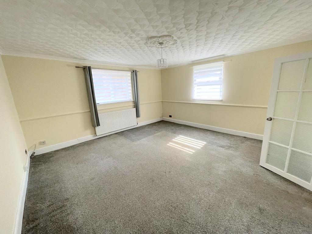 Cornfield Road, Middlesbrough 4 bed detached house £795 pcm (£183 pw)