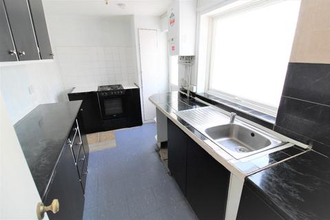 7 Craydene Road, Erith, DA8 2HR