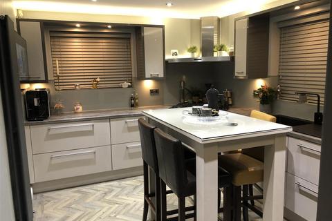 20 Jacobs Croft, Clayton, Bradford, BD14 6SU