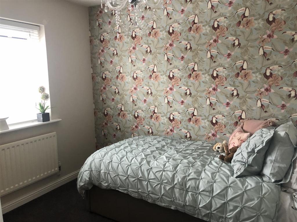 Jacobs croft bed 3 num1.jpeg
