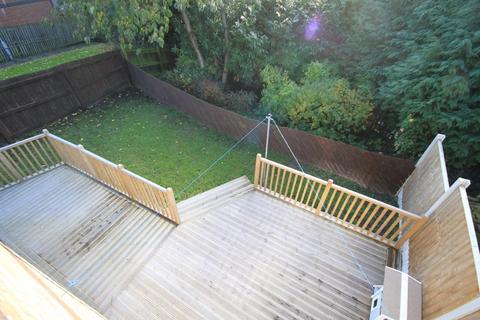 16 Sheldrake Avenue, Bradford, BD8 0RA
