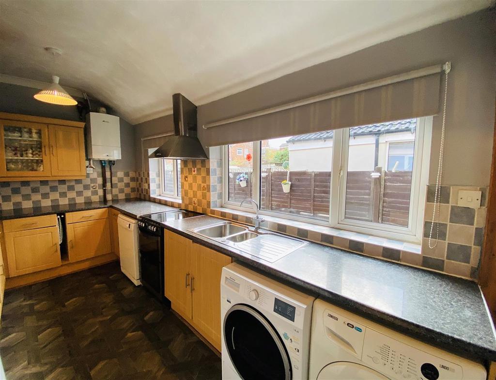 Dunhill Road, Goole 4 bed terraced house for sale £130,000