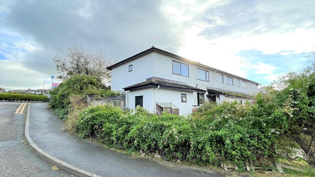 Deganwy Road, Deganwy, Conwy 2 bed end of terrace house £195,000