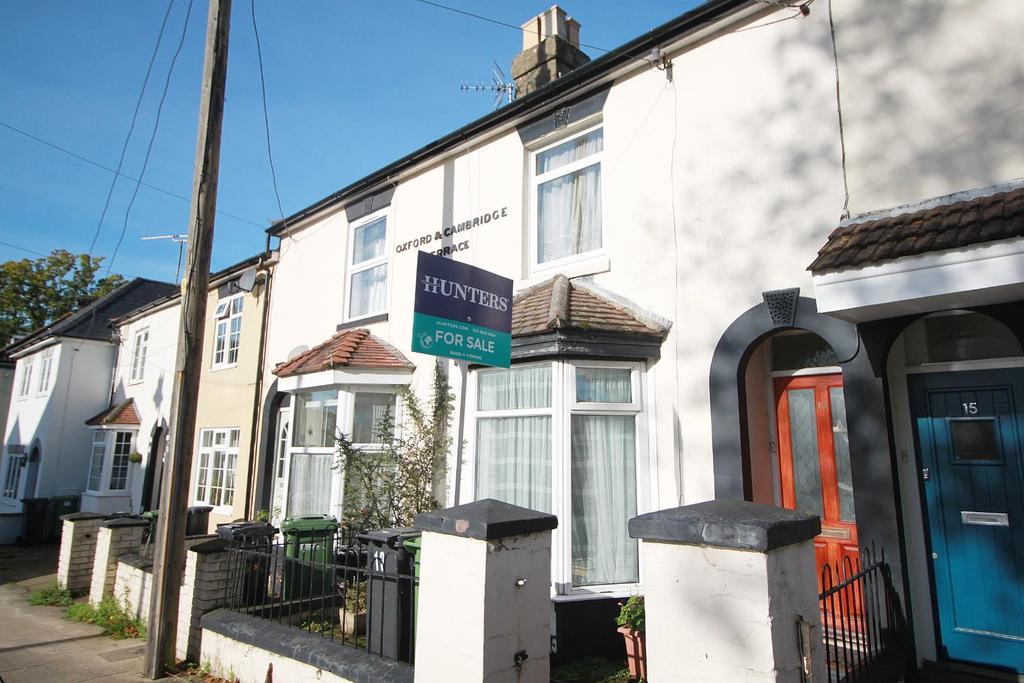 Station Road, Netley Abbey, Southampton 2 bed house £250,000