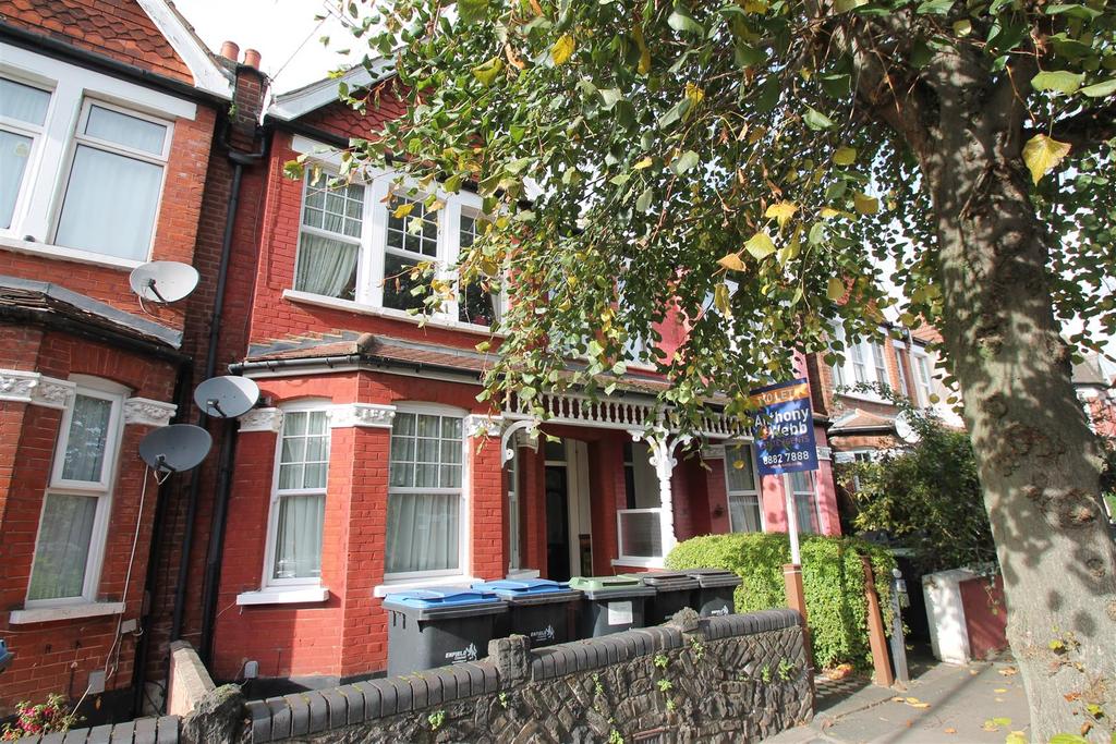 Devonshire Road, Palmers Green N13 1 bed flat to rent £1,500 pcm (£