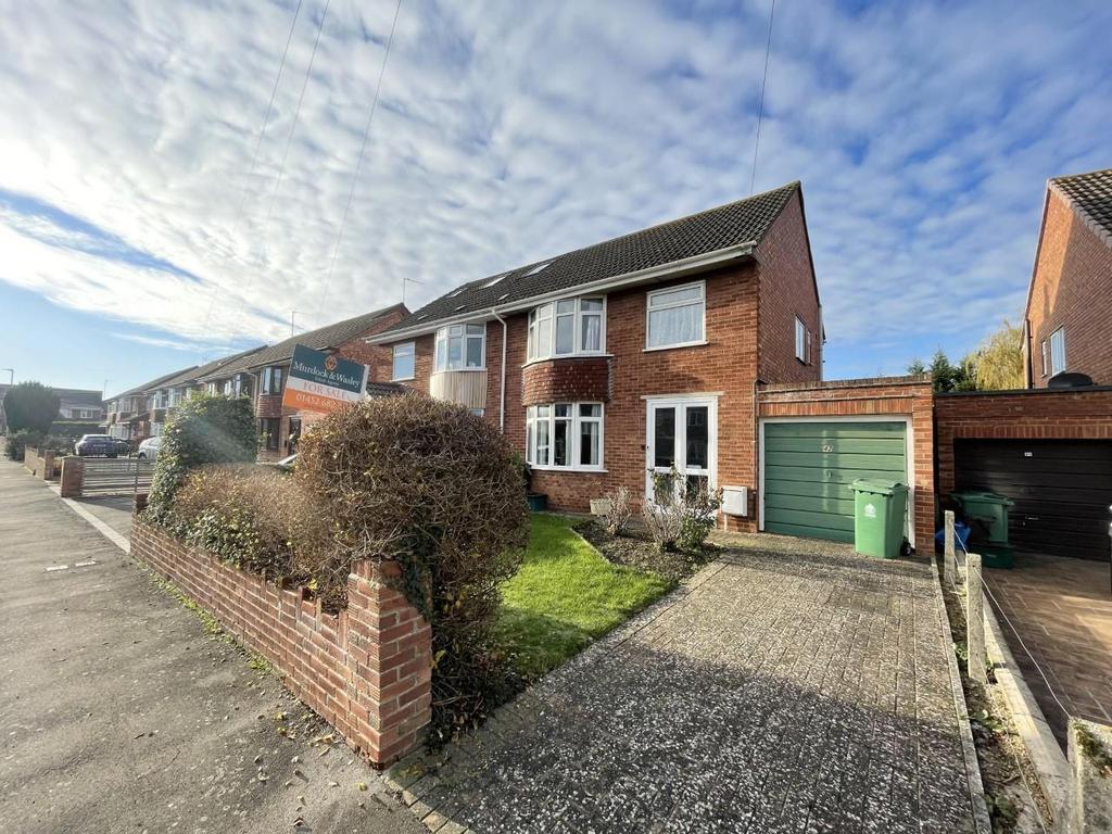 Lynmouth Road, Hucclecote, Gloucester 3 bed semidetached house £300,000