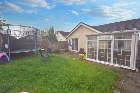 19 Millfields Close, Kilgetty, SA68 0SA