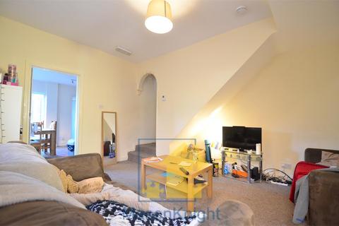 4 bedroom end of terrace house to rent - 2023/2024 ACADEMIC YEAR 4 Double Bedroom Student House, Gristhorpe Road, Selly Oak, Free Ultrafast 350M Broadband