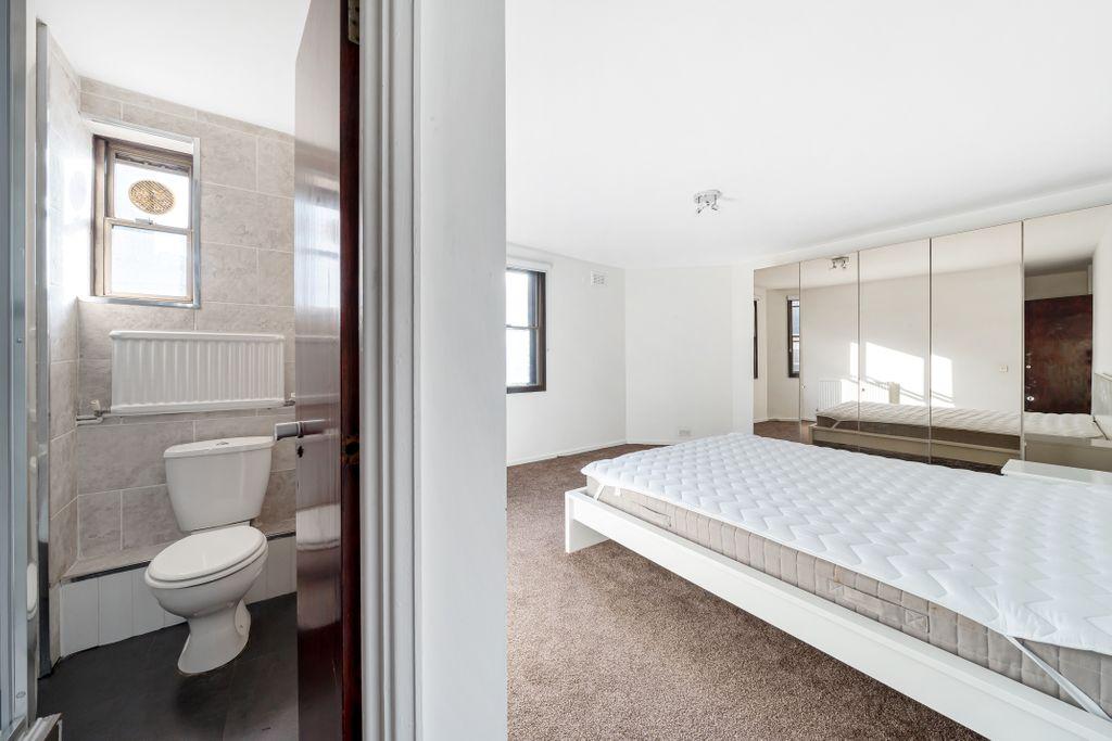 Bedroom 1 (Double with Ensuite)
