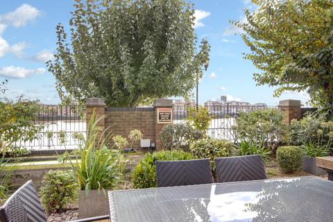 2 bedroom flat for sale - Sirius Building, Wapping E1W