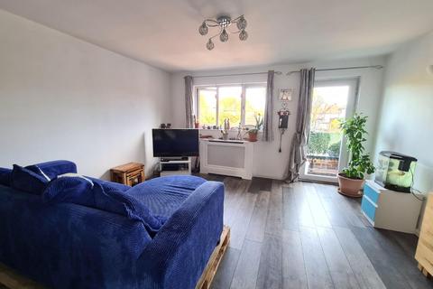 77 Vellum Drive, Carshalton, SM5 2TS