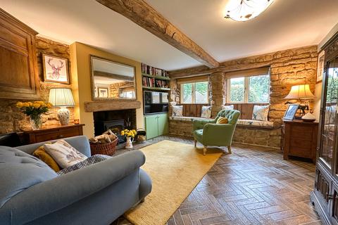 3 bedroom cottage for sale - Bridle Way, Great Cransley, NN14