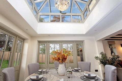 Champney Cottage Cranmore Lane, West Horsley, Leatherhead, KT24 6BW