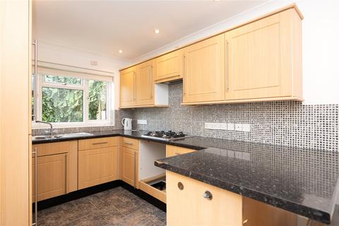 3 bedroom terraced house to rent, Dalton Street, St. Albans, Hertfordshire