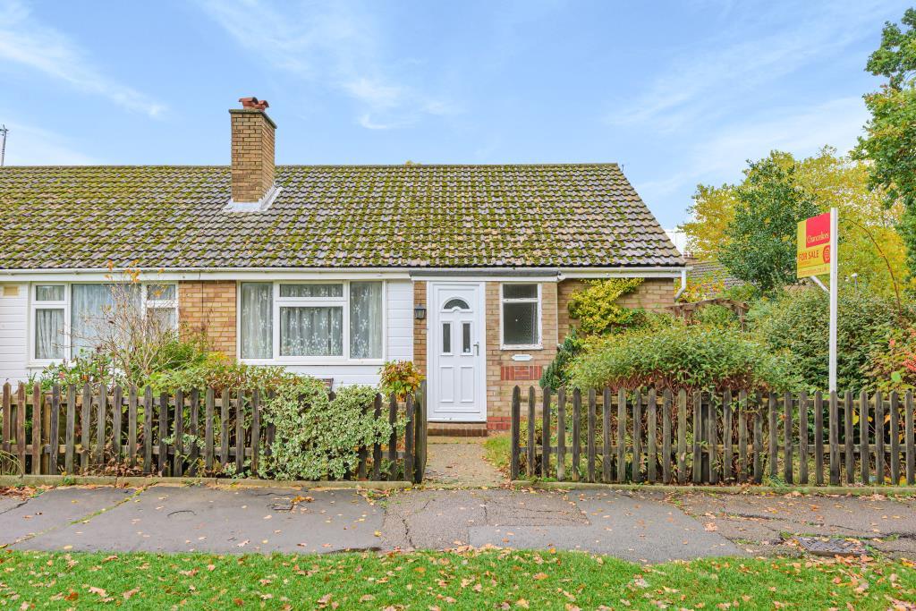 Bedgrove, Aylesbury, HP21 2 bed semidetached bungalow for sale £280,000