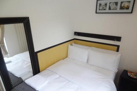 Studio to rent, North Gower Street, Euston, London, NW1