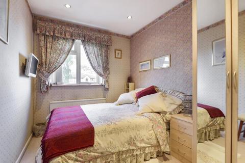3 bedroom detached house for sale - Slough,  Berkshire,  SL1
