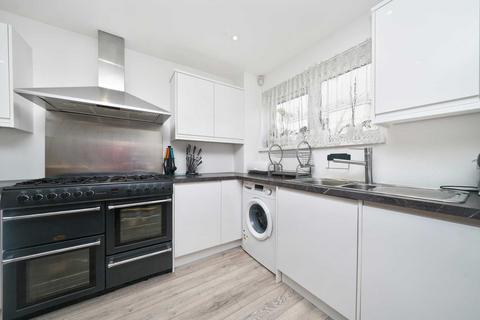 2 bedroom house for sale - Crownfield Road, Stratford E15 2AB