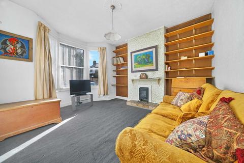 104 Murchison Road, London, E10 6LX