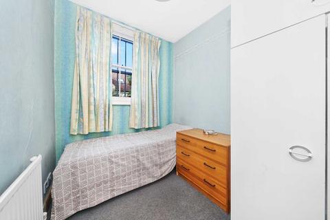 104 Murchison Road, London, E10 6LX