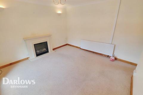 3 bedroom end of terrace house for sale - High Street, Blaina