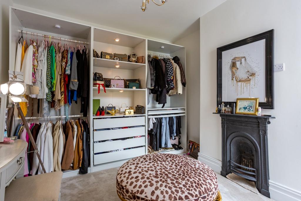 Walk in Wardrobe