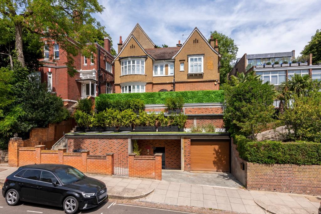 Lindfield Gardens, Hampstead NW3 6 bed detached house for sale £