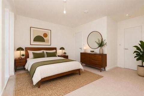 3 bedroom penthouse to rent, Heartwell Avenue, London, E16