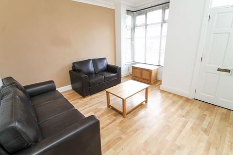 undefined, BILLS INCLUDED - Bentley Grove, Meanwood, Leeds, LS6