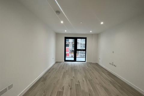 1 bedroom apartment for sale, Hawker House, Woodberry Down, N4