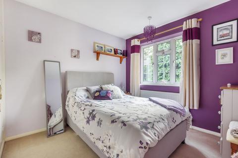 Araluen, 6 Old Avenue, West Byfleet, KT14 6AE