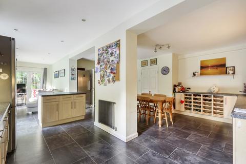 Araluen, 6 Old Avenue, West Byfleet, KT14 6AE