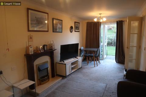1 bedroom ground floor flat for sale - Hedda Drive, Hampton Hargate, Peterborough, Cambridgeshire. PE7 8GY