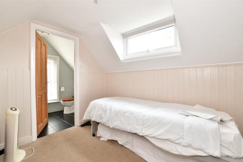2 bedroom maisonette for sale - Colwell Road, Totland Bay, Isle of Wight